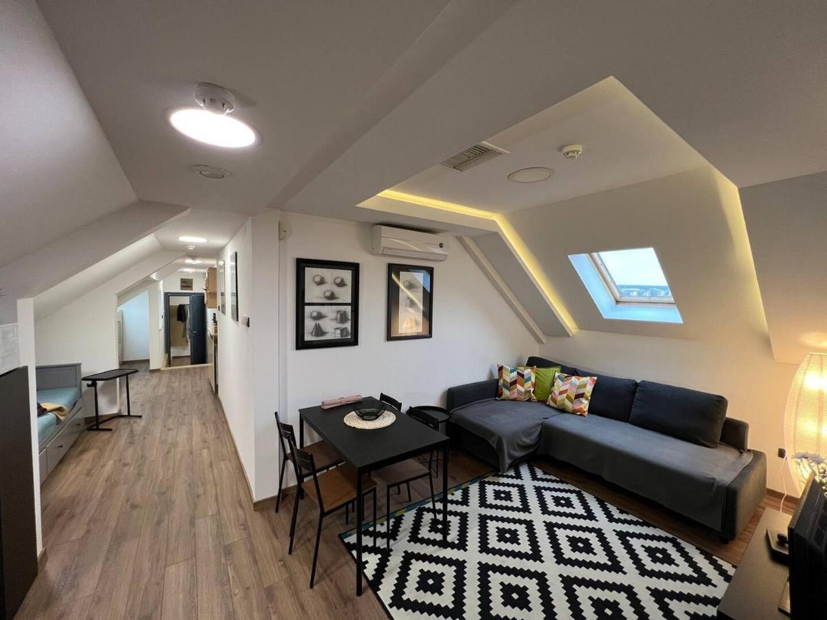Main Square Apartment Beograd Ngoại thất bức ảnh